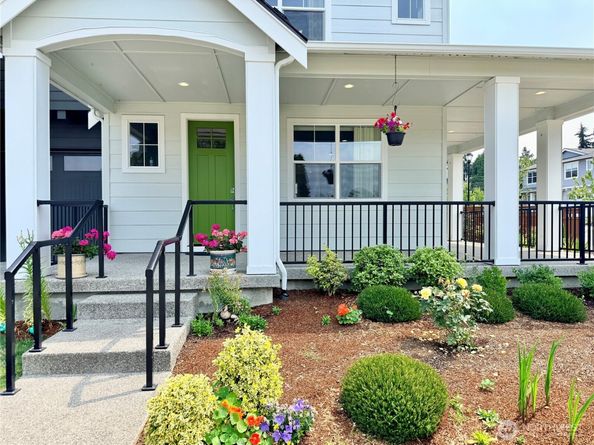 10044 5th Avenue SW, Seattle WA 98146