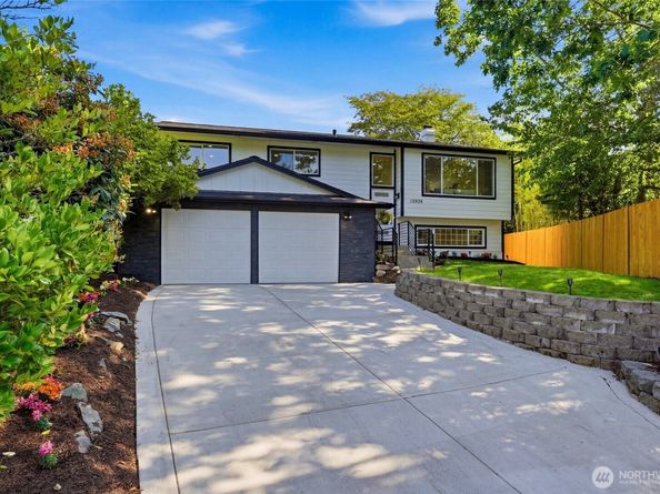 12936 NE 130th St, Kirkland WA 98034