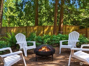 895 Highwood Drive SW, Issaquah WA 98027