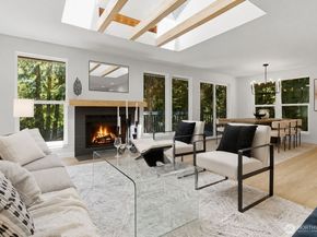 895 Highwood Drive SW, Issaquah WA 98027