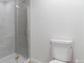 895 Highwood Drive SW, Issaquah WA 98027