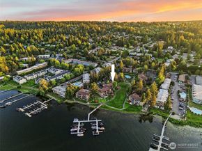17434 NE 40th Place C5, Redmond WA 98052