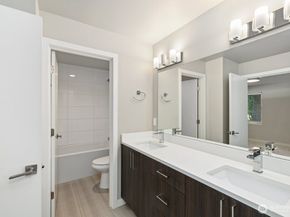 11217 110th Avenue NE, Kirkland WA 98033