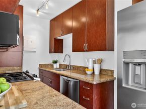 1105 Spring Street 1011, Seattle WA 98104