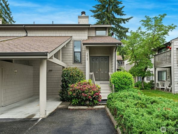 14727 NE 35th Street, Bellevue WA 98007