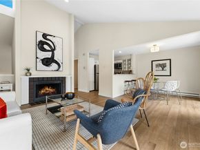 14727 NE 35th Street, Bellevue WA 98007