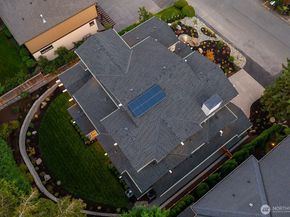 3120 109th Avenue SE, Bellevue WA 98004