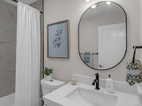 11701 100th Avenue NE 4, Kirkland WA 98034