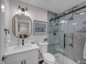11701 100th Avenue NE 4, Kirkland WA 98034