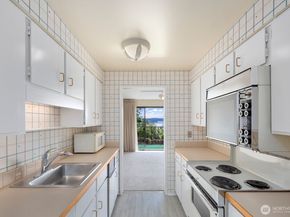 8001 Sand Point Way NE C57, Seattle WA 98115