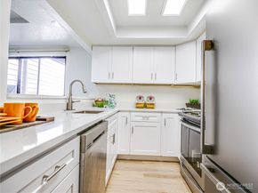 8407 18th Avenue W 4102, Everett WA 98204