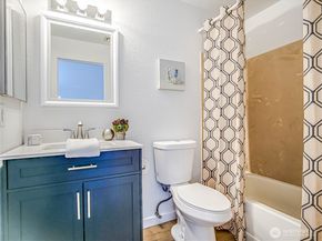 8407 18th Avenue W 4102, Everett WA 98204