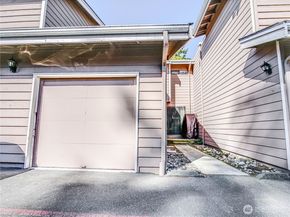 8407 18th Avenue W 4102, Everett WA 98204