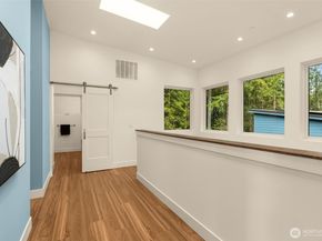 10143 Battle Point Drive NE, Bainbridge Island WA 98110