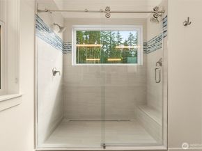 10143 Battle Point Drive NE, Bainbridge Island WA 98110