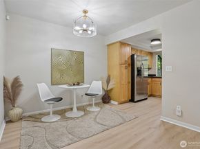 11506 NE 128th Street 22, Kirkland WA 98034