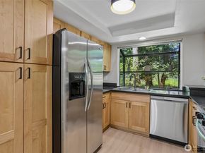 11506 NE 128th Street 22, Kirkland WA 98034