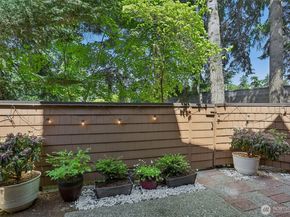 11506 NE 128th Street 22, Kirkland WA 98034