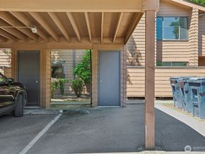 11506 NE 128th Street 22, Kirkland WA 98034