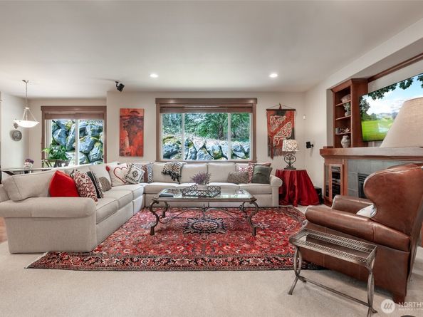 20229 134th Avenue NE, Woodinville WA 98072