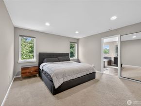 21212 129th Lane SE, Kent WA 98031