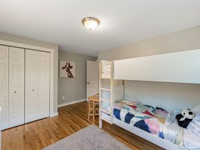 3401 79th Avenue SE, Mercer Island WA 98040
