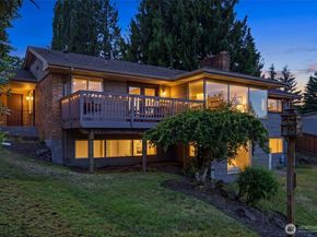 16532 34th Avenue NE, Lake Forest Park WA 98155