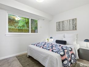 16532 34th Avenue NE, Lake Forest Park WA 98155