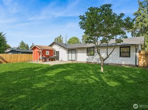 25733 19th Avenue S, Des Moines WA 98198