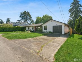 25733 19th Avenue S, Des Moines WA 98198