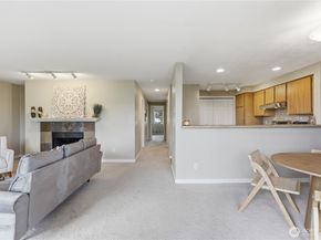 1700 W Sunn Fjord Lane L202, Bremerton WA 98312