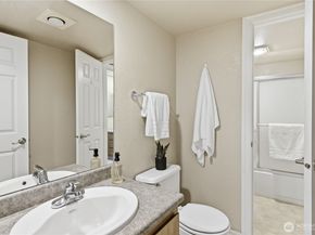 1700 W Sunn Fjord Lane L202, Bremerton WA 98312