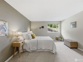 1700 W Sunn Fjord Lane L202, Bremerton WA 98312