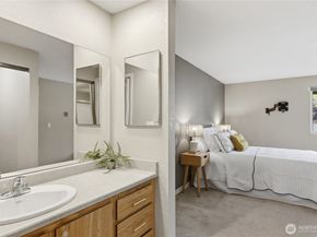 1700 W Sunn Fjord Lane L202, Bremerton WA 98312