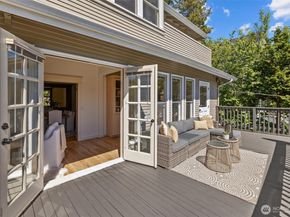 938 18th Avenue E, Seattle WA 98112