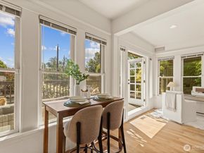 938 18th Avenue E, Seattle WA 98112