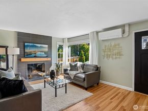 4323 15th Avenue S, Seattle WA 98108