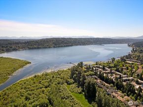 4605 170th Place NE 7, Redmond WA 98052