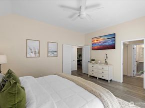 4605 170th Place NE 7, Redmond WA 98052