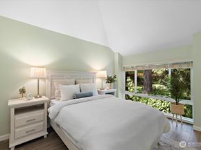4605 170th Place NE 7, Redmond WA 98052
