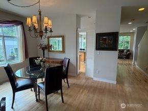 6748 161st Avenue SE A, Bellevue WA 98006