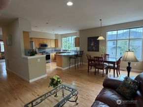 6748 161st Avenue SE A, Bellevue WA 98006
