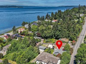 27917 10th Avenue S, Des Moines WA 98198
