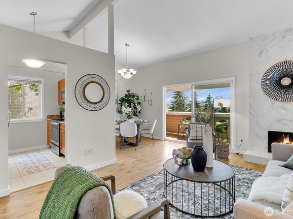 12415 NE 130th Court H310, Kirkland WA 98034