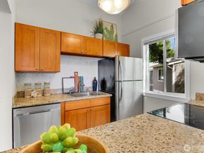 12415 NE 130th Court H310, Kirkland WA 98034