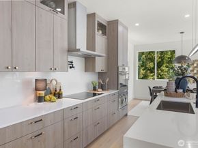 11748 Dayton Avenue N, Seattle WA 98133