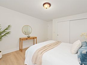 4219 Whitman Avenue N 4, Seattle WA 98103