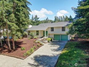 6530 W Mercer Way, Mercer Island WA 98040