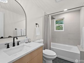 16835 113th Avenue SE, Renton WA 98055