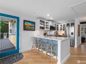 2400 E Howell Street E, Seattle WA 98122